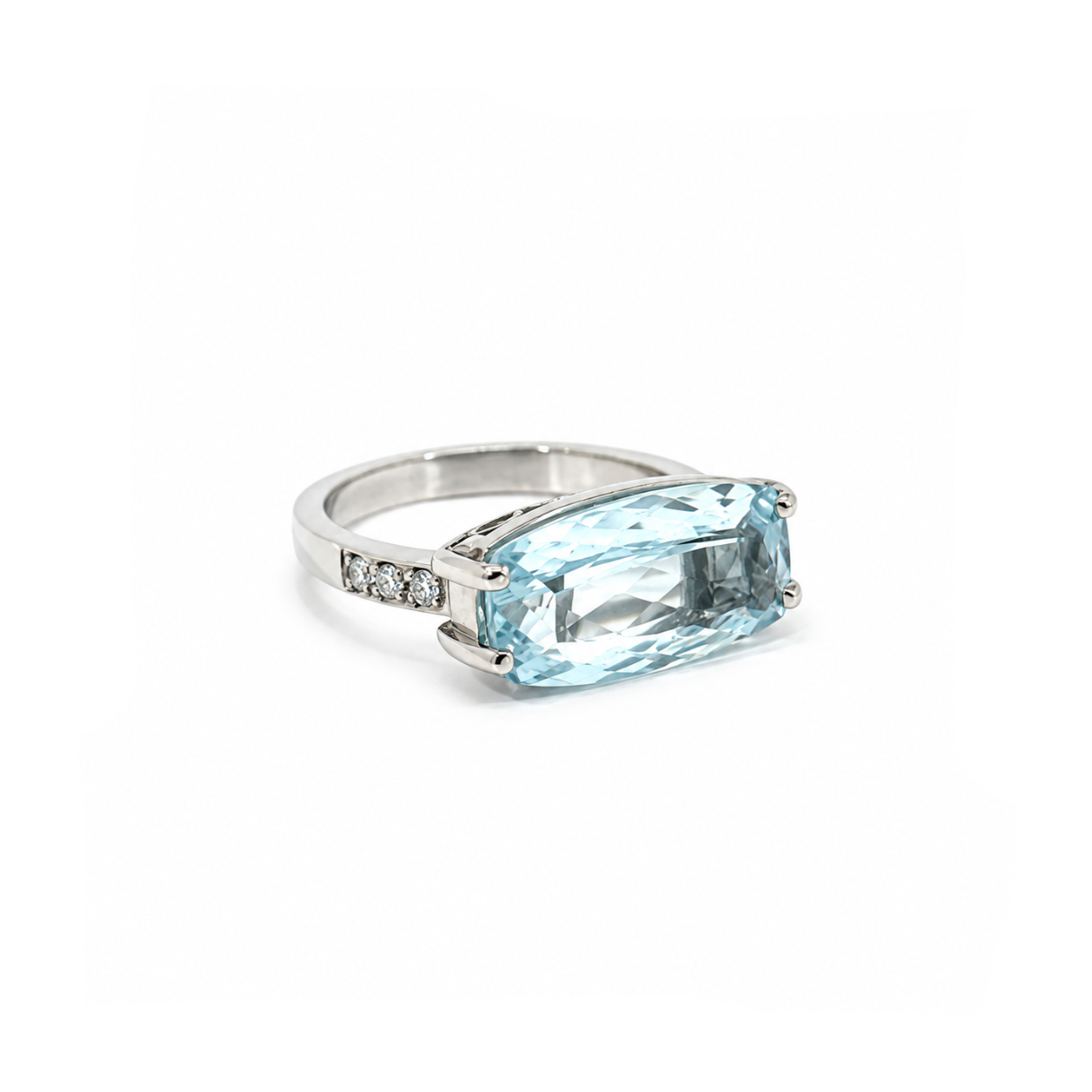 Anillo Aguamarina Malé