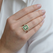 Anillo Esmeralda Halo Diamantes Oro Amarillo 18 kt
