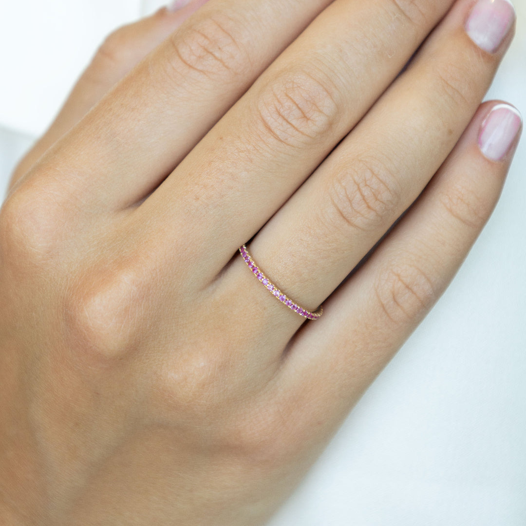 Anillo Cintillo Skinny rubíes