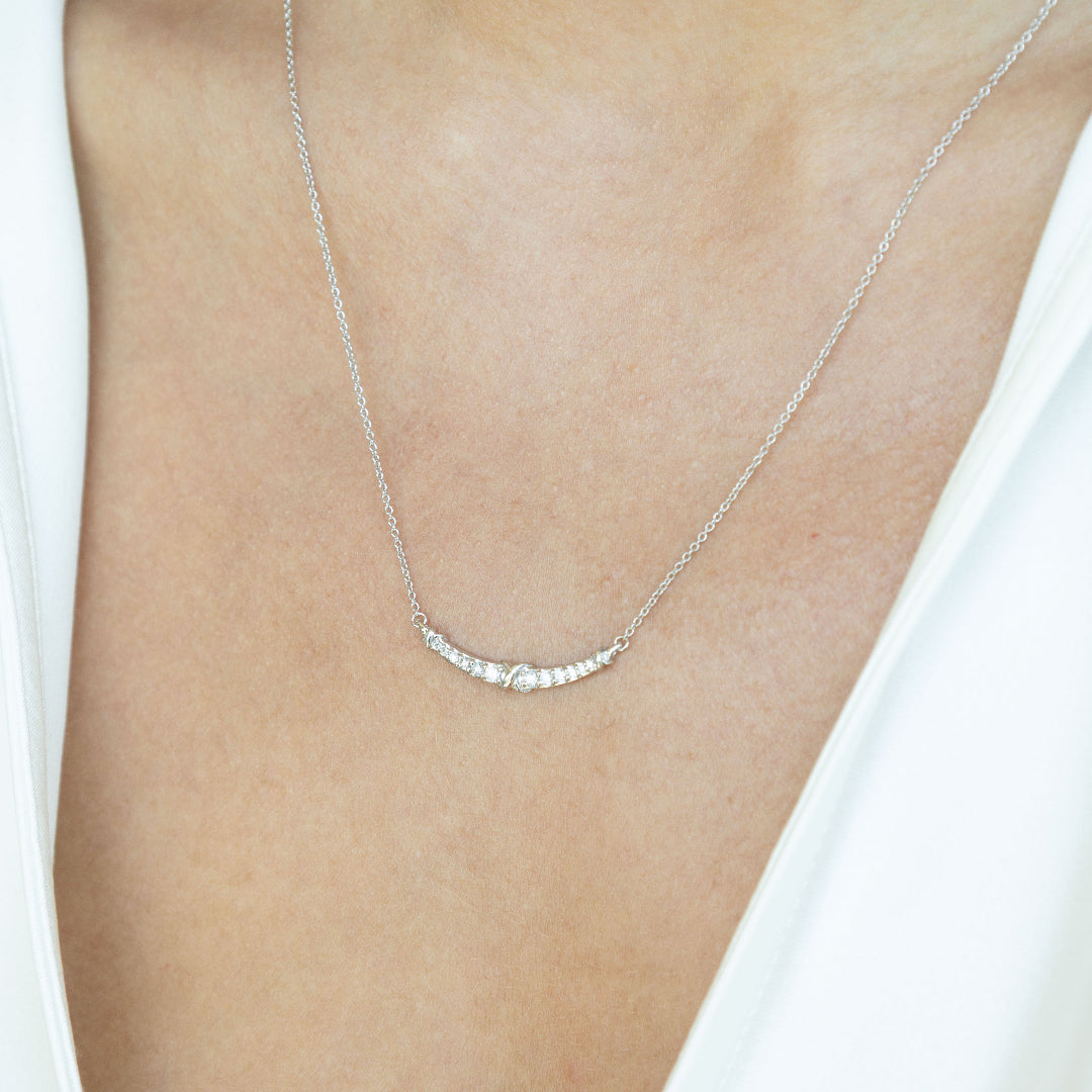 Collar barrita nudo