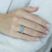Anillo sin fin topacio azul