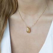 Collar Gota