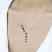 Collar Corazones diamantes negros
