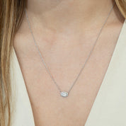 Collar oval diamantes