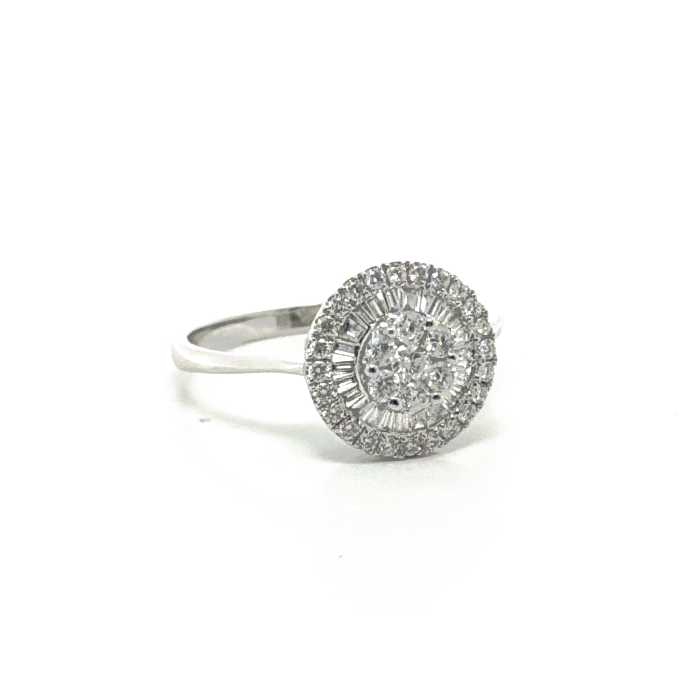 Anillo Roseta Oro Blanco 18 Kt Diamantes